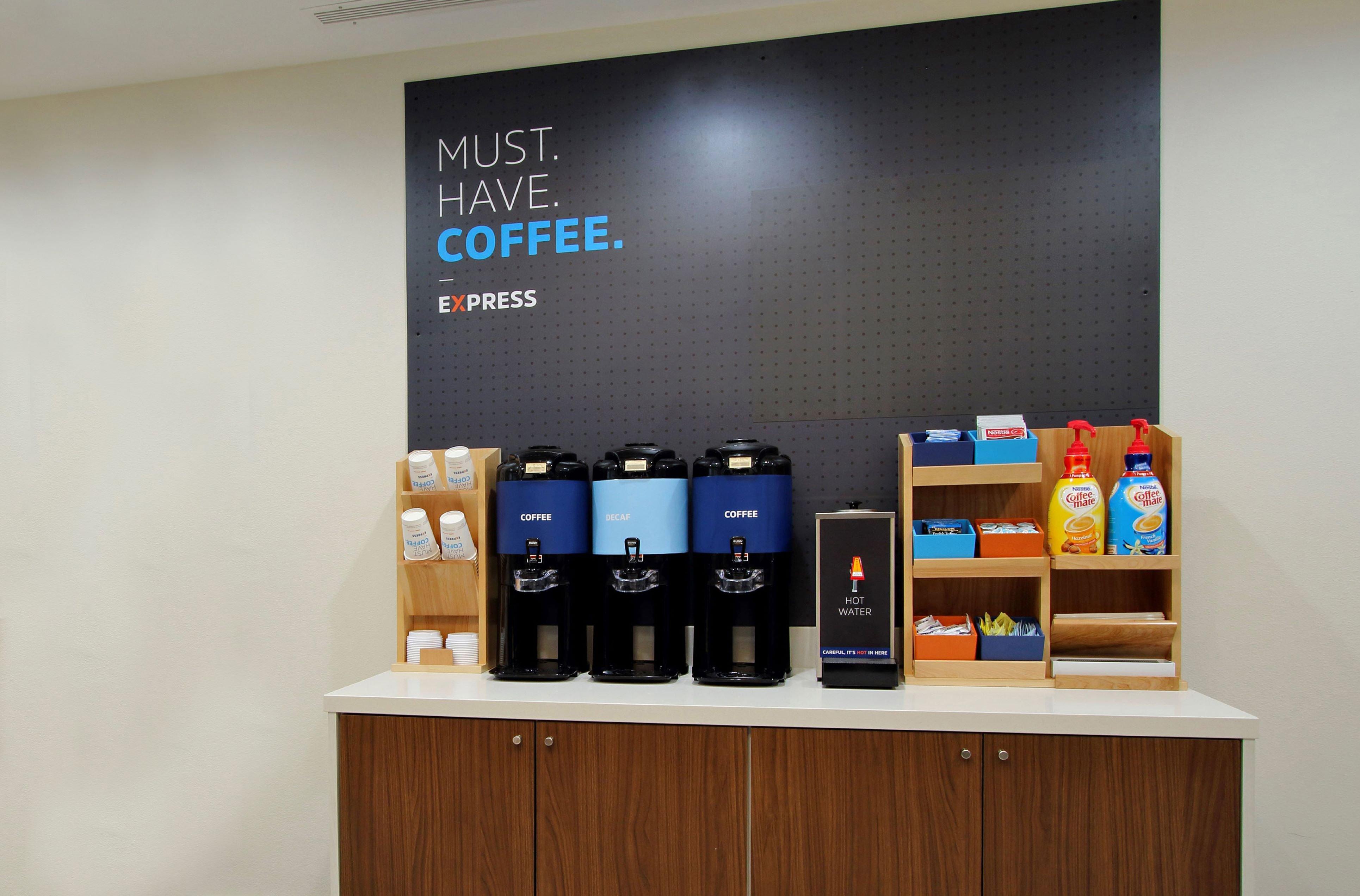 Hampton Inn & Suites Ред Блъф Екстериор снимка