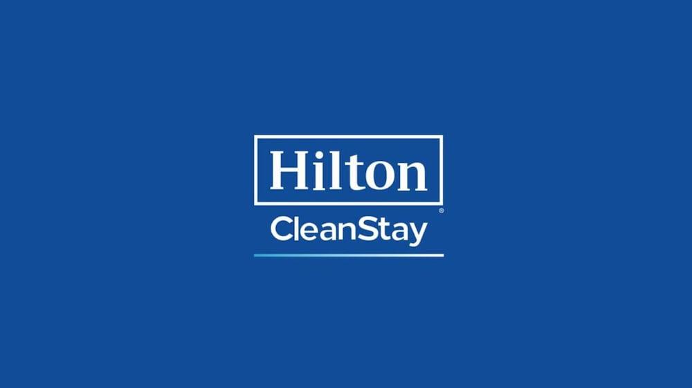 Hampton Inn & Suites Ред Блъф Екстериор снимка